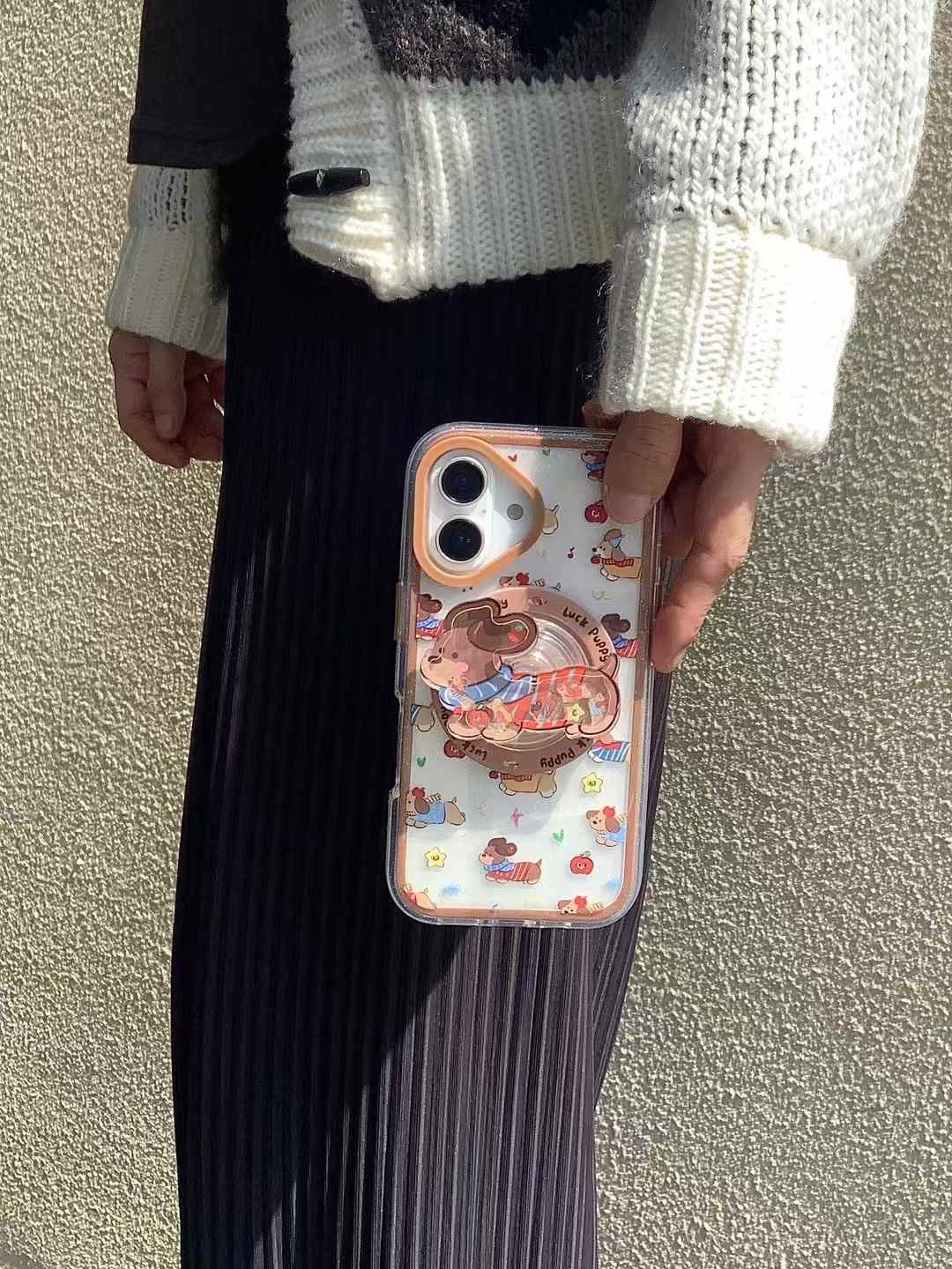 Luck Puppies Silicon iPhone Case With Magsafe Holder